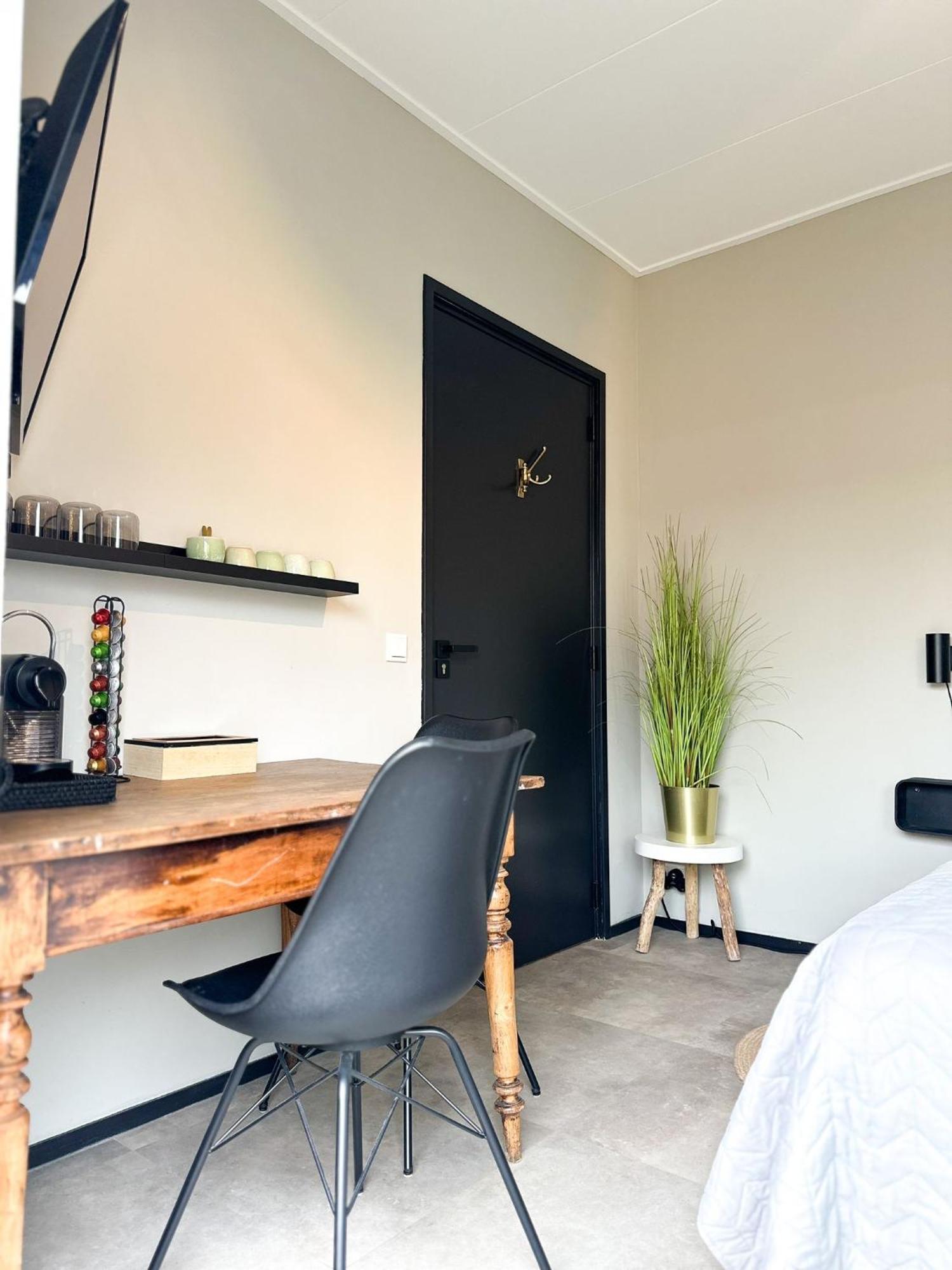 Waterpoort - Incl Gratis Licht Ontbijt En Parking Homestay Sneek